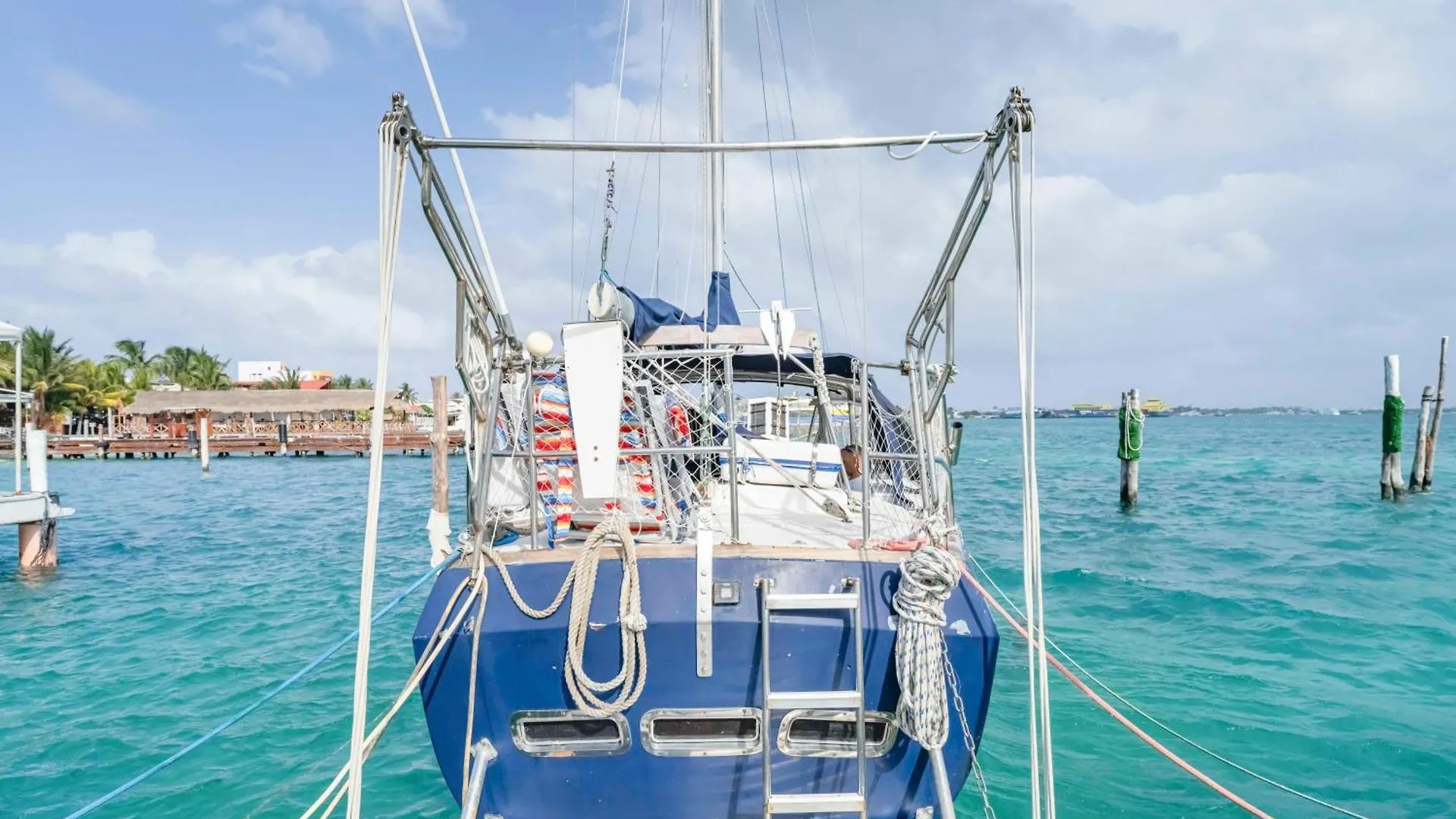Only You Onboard - Walk To Beach & Downtown Puerto Aventuras